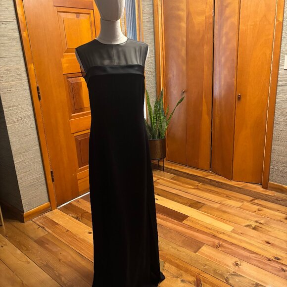 Black Evening Gown - Picture 1 of 7